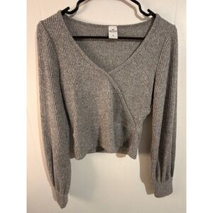 Hollister Women's Grey Ribbed Wrap V Neck Long Sleeve Crop Sweater Size M